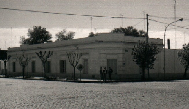 Escuela de Artes y Oficios de la Nación.